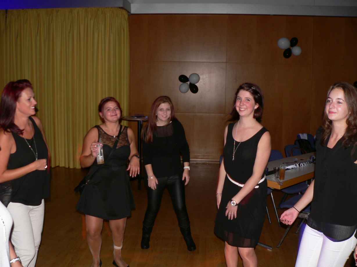 black-white-party-2015-023.jpg